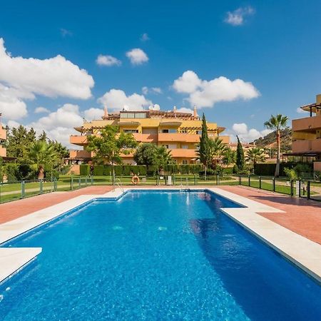 Wonderful Apartment 5 Minutes Flat Walk To The Centre Of La Cala De Mijas Luaran gambar