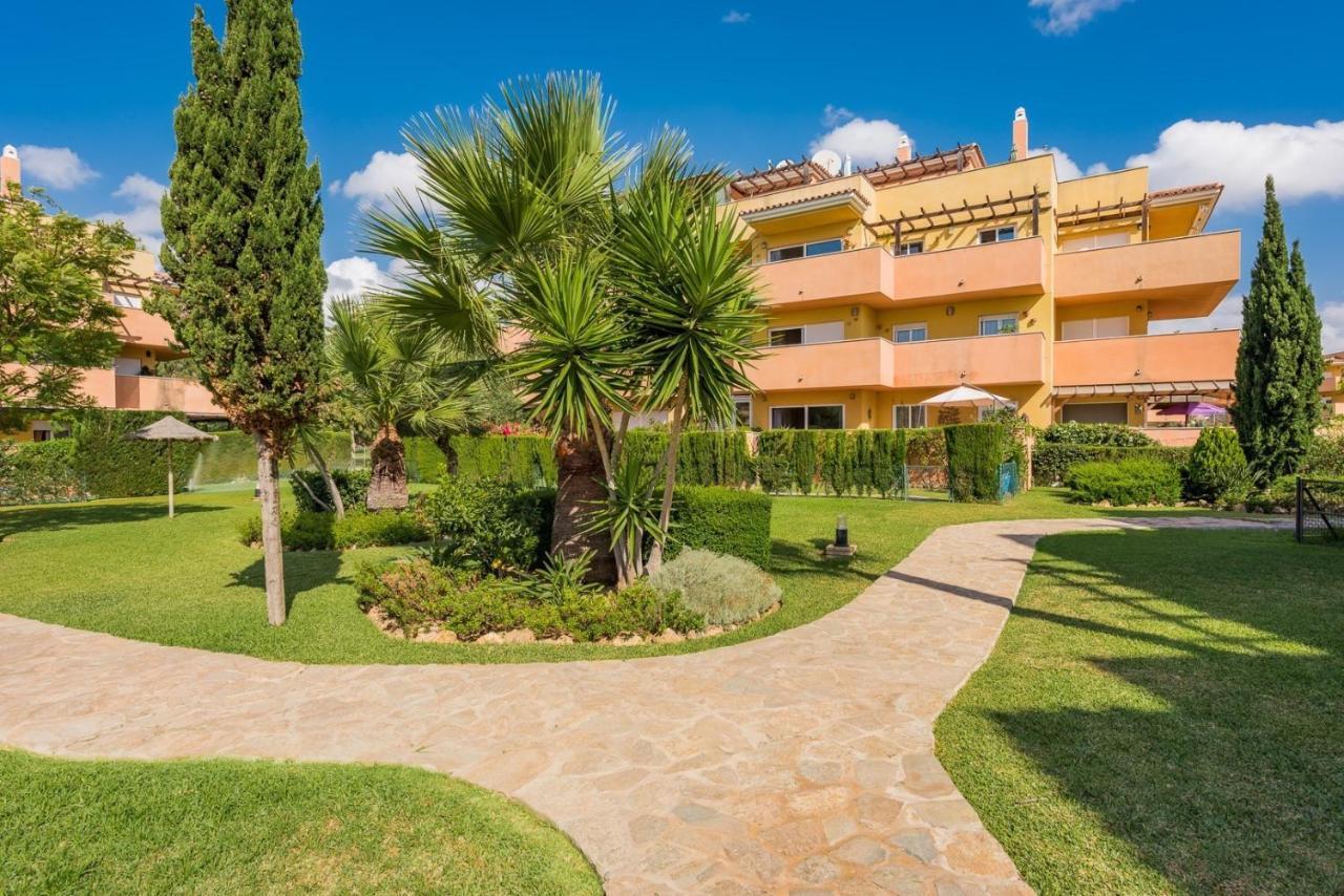 Wonderful Apartment 5 Minutes Flat Walk To The Centre Of La Cala De Mijas Luaran gambar