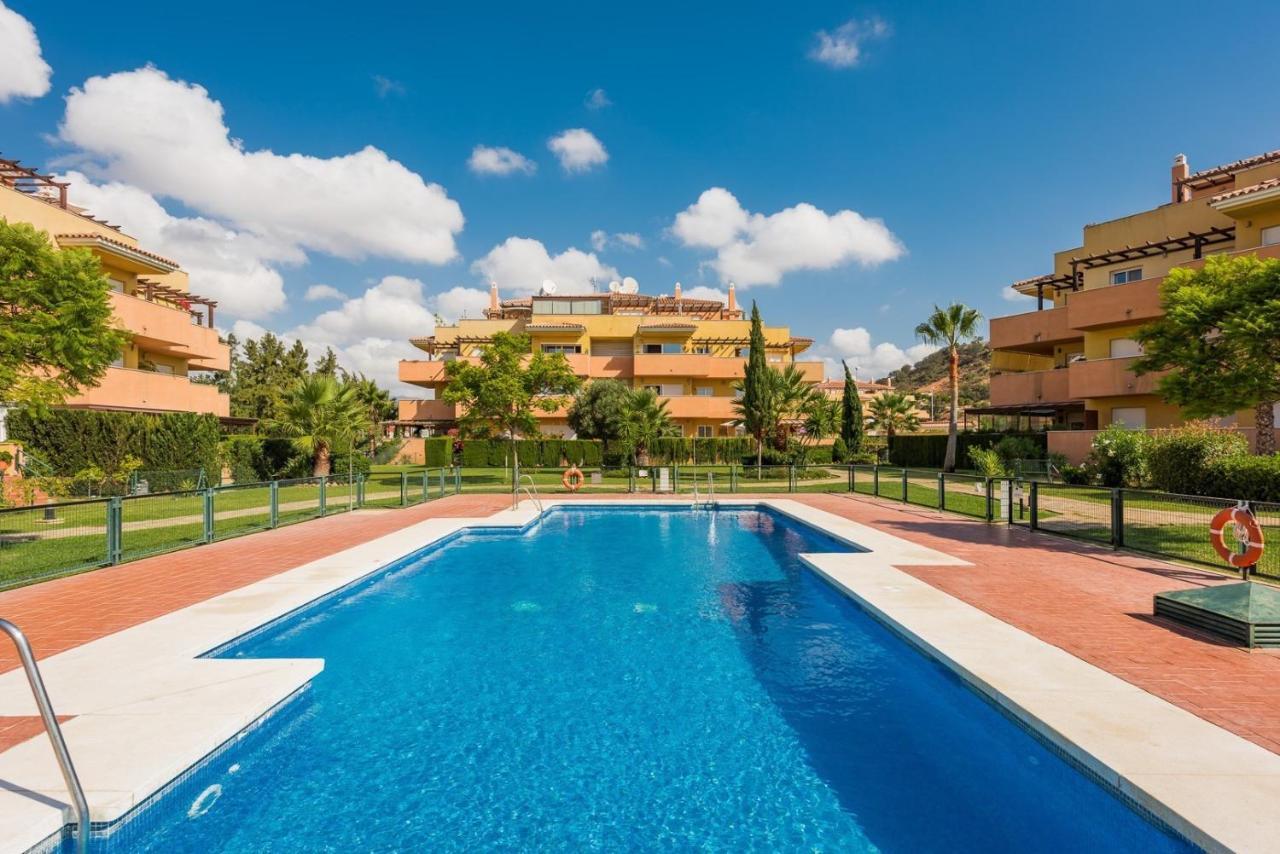 Wonderful Apartment 5 Minutes Flat Walk To The Centre Of La Cala De Mijas Luaran gambar
