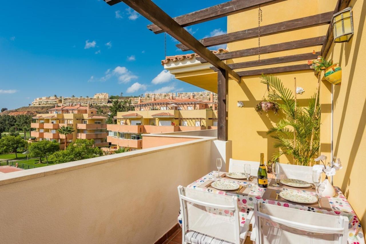 Wonderful Apartment 5 Minutes Flat Walk To The Centre Of La Cala De Mijas Luaran gambar