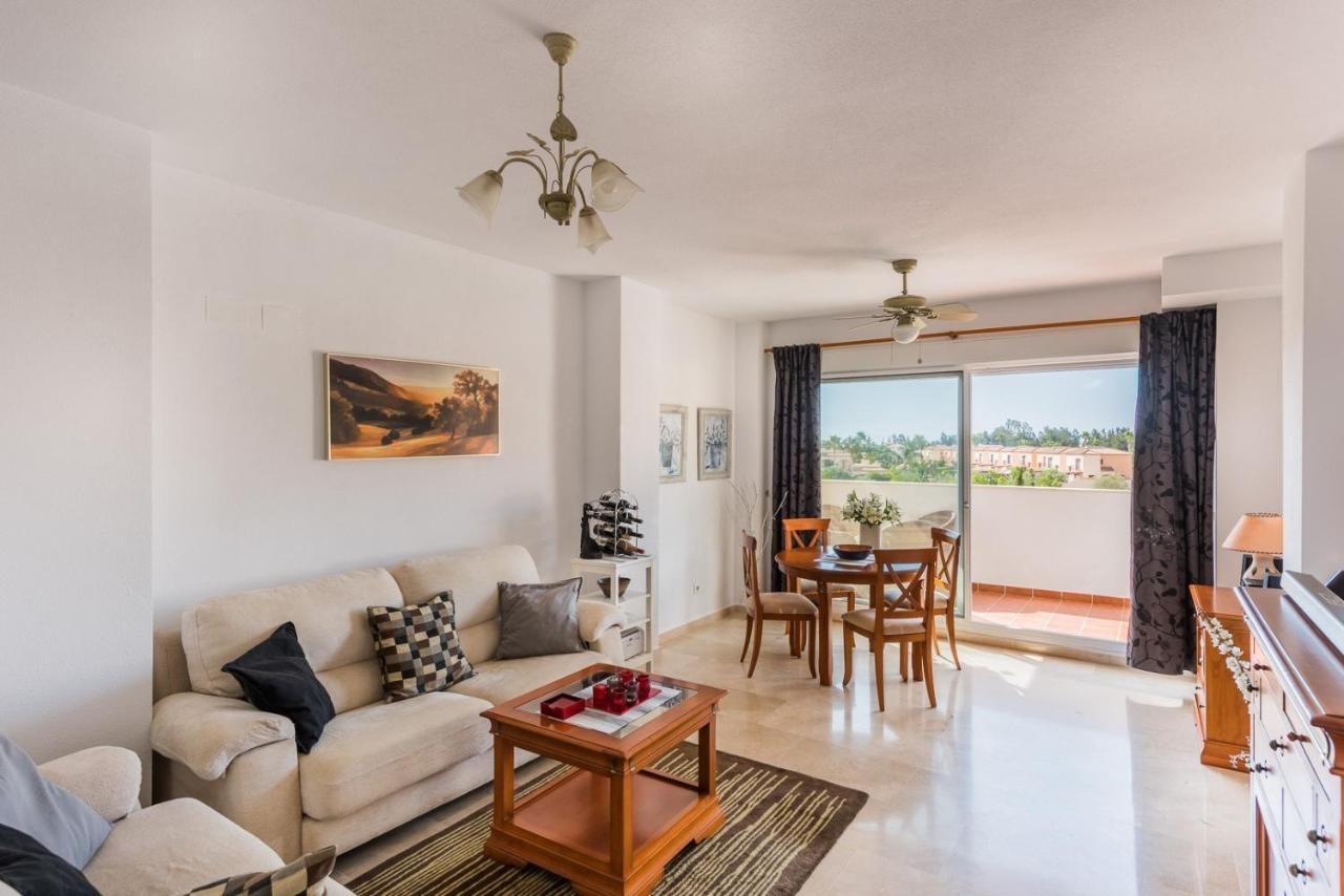 Wonderful Apartment 5 Minutes Flat Walk To The Centre Of La Cala De Mijas Luaran gambar